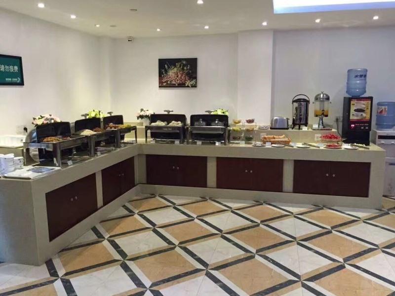 Greentree Pudong New District Kangqiao Industrial Zone Jinxiu Road Hotel 2*