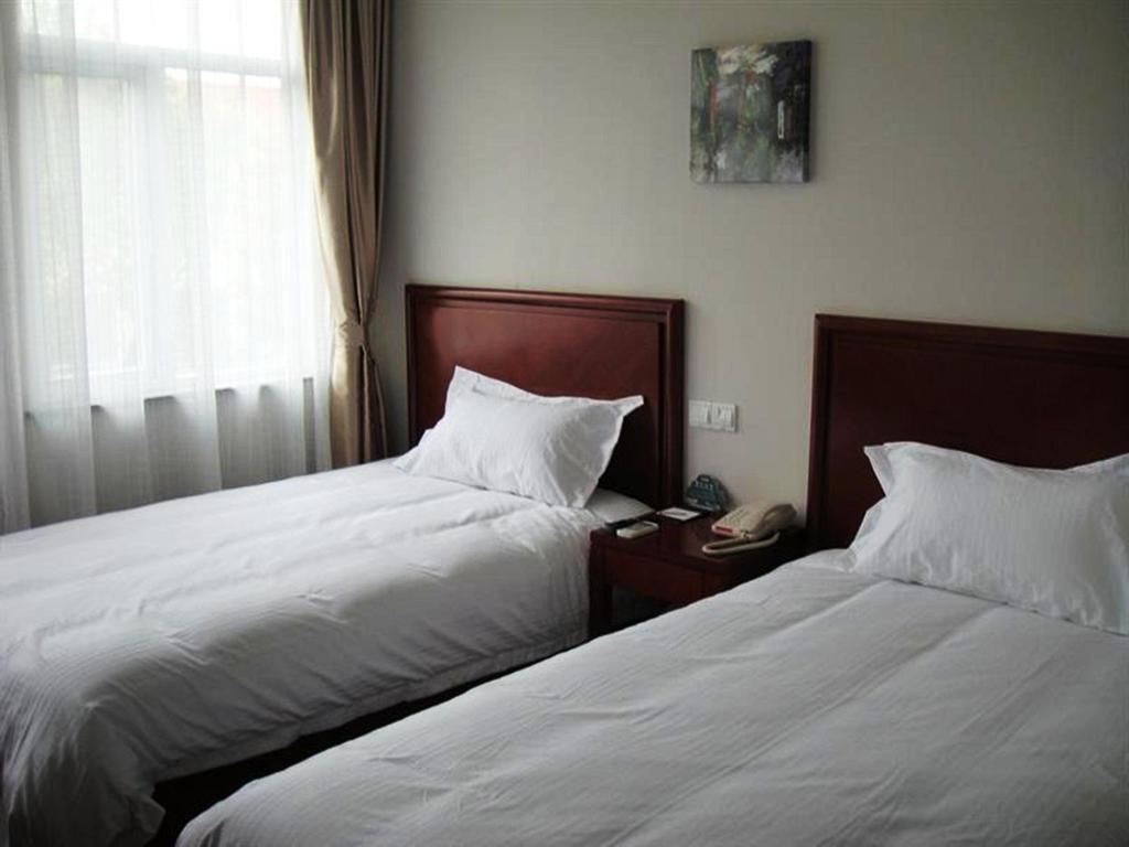 Greentree Pudong New District Kangqiao Industrial Zone Jinxiu Road 2* Shanghai