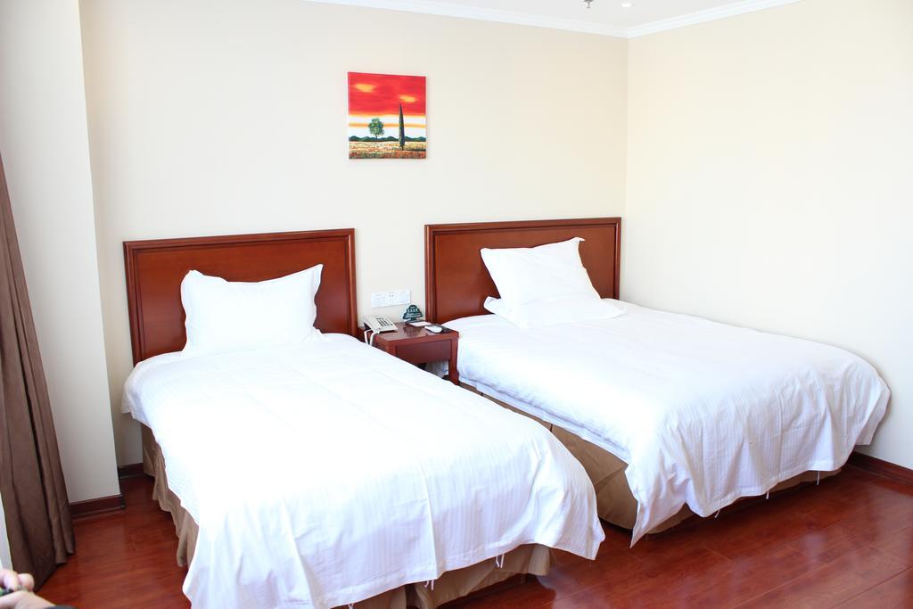 Greentree Pudong New District Kangqiao Industrial Zone Jinxiu Road 2*