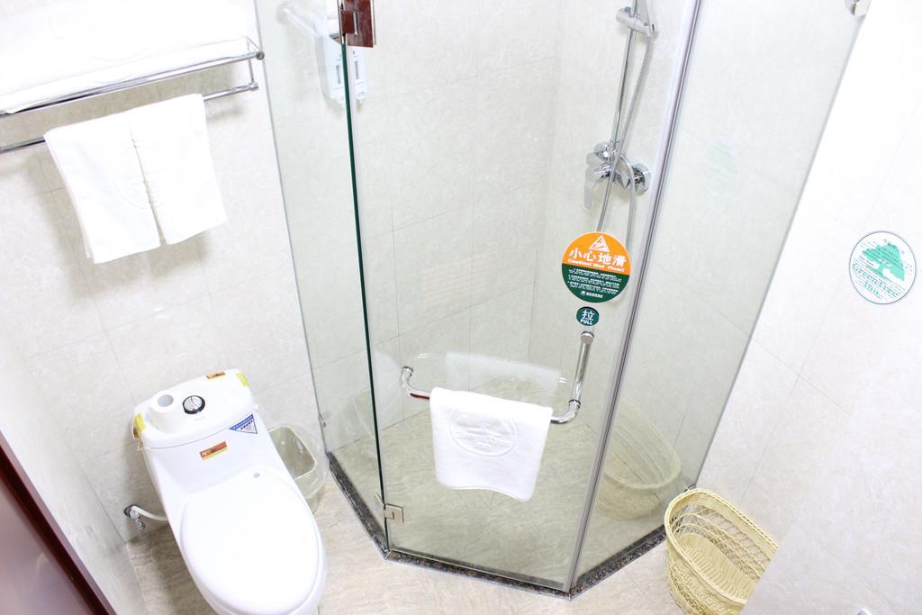 Greentree Pudong New District Kangqiao Industrial Zone Jinxiu Road Khách sạn 2*